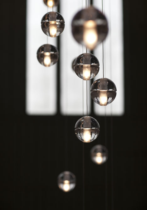 Movie: Omer Arbel on "making chandeliers on an agricultural farm"