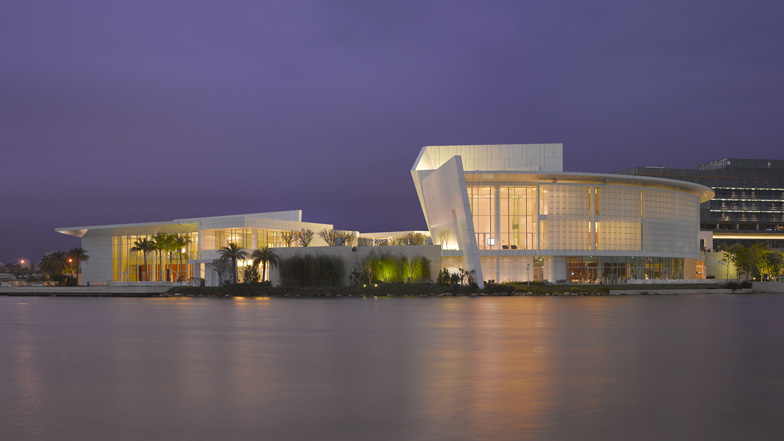 OCT Shenzhen Clubhouse by Richard Meier