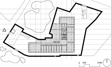 Offices for Junta de Castilla y León by Alberto Campo Baeza