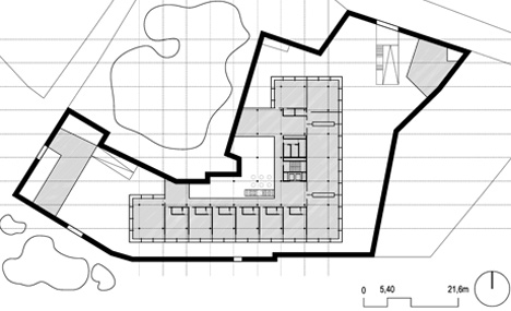 Offices for Junta de Castilla y León by Alberto Campo Baeza