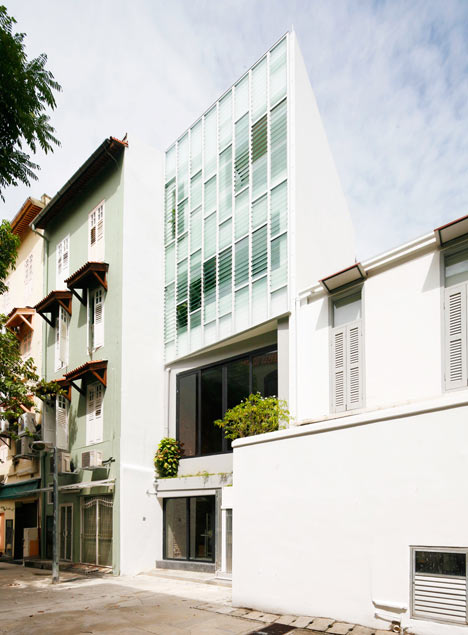 The Pool Shophouse by FARM and KD Architects 