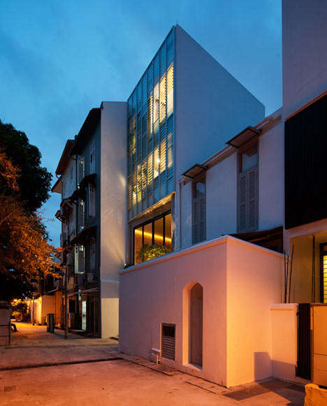 The Pool Shophouse by FARM and KD Architects 