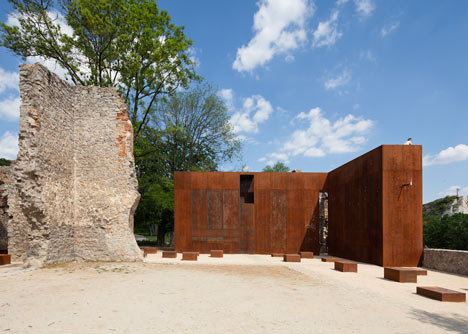 Reconstruction of the Szatmáry Palace by MARP