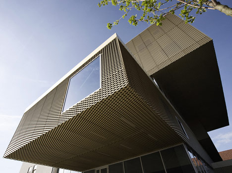 The Library by COBE and Transform