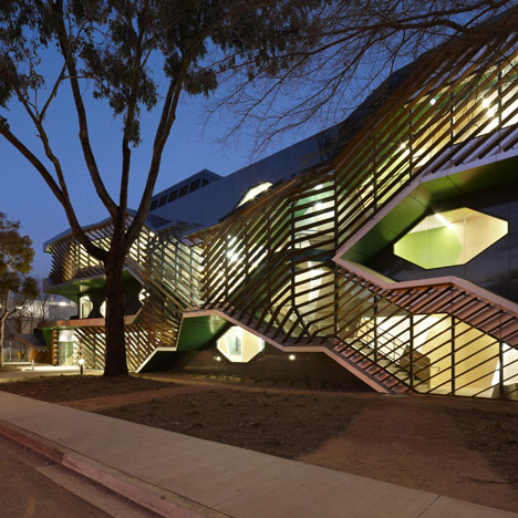 Biosciences Research Building by Lyons