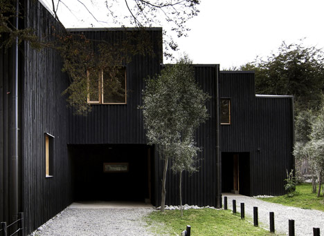 CLF houses by Estudio BaBO