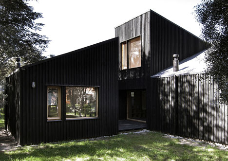 CLF houses by Estudio BaBO