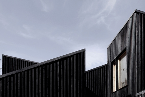 CLF houses by Estudio BaBO