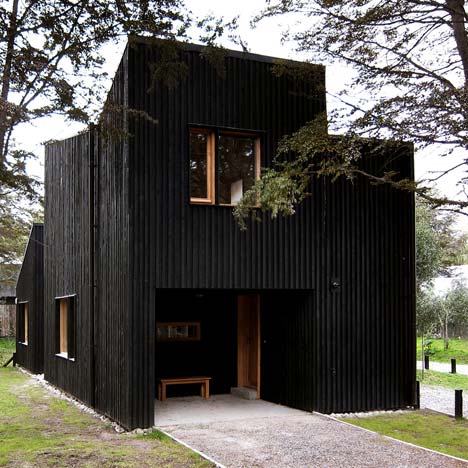 CLF houses by Estudio BaBO