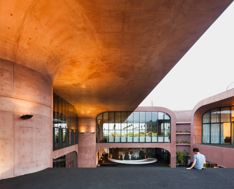 Daum Space by Mass Studies Daum Space by Mass Studies
