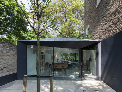 Extension by Alison Brook Architects