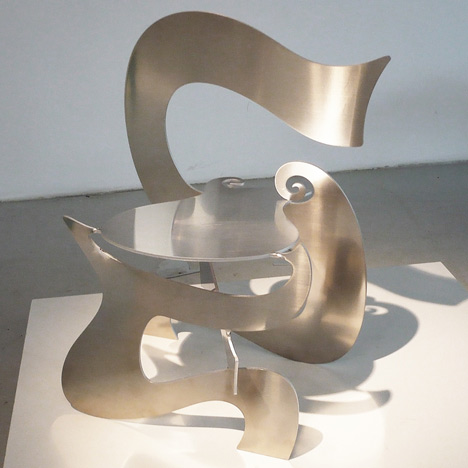 Flat Nouveau chair by Ronen Kaduishin Flat Nouveau chair by Ronen Kaduishin