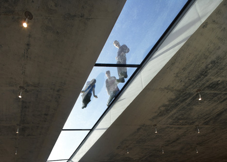 Giant's Causeway Visitors' Centre by Heneghan Peng Architects Giant's Causeway Visitors' Centre by Heneghan Peng Architects