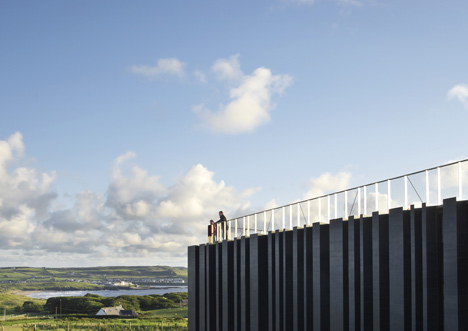 Giant's Causeway Visitors' Centre by Heneghan Peng Architects Giant's Causeway Visitors' Centre by Heneghan Peng Architects