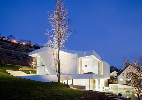 Haus am Weinberg by UNStudio
