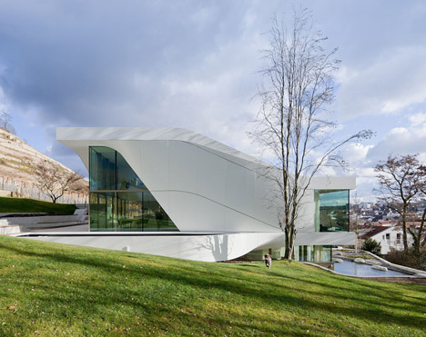 Haus am Weinberg by UNStudio