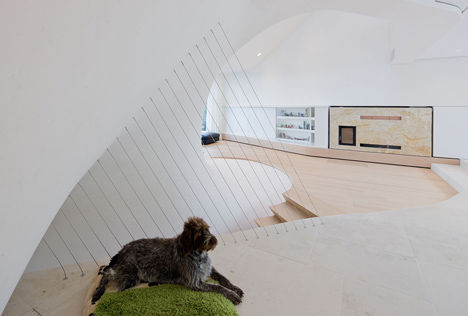 Haus am Weinberg by UNStudio