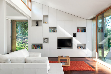 House MJ by Kombinat House MJ by Kombinat