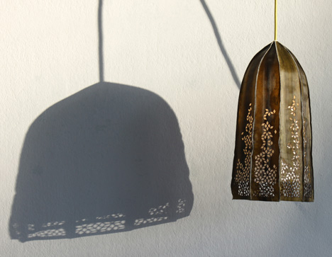 Kelp lampshades by Julia Lohmann Kelp hats and lampshades by Julia Lohmann