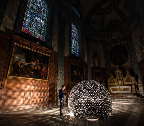 Lotus Dome by Studio Roosegaarde