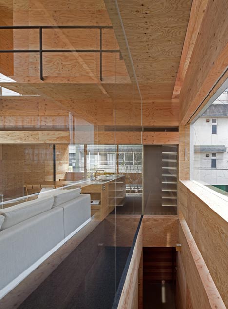 dezeen_Machi Building by UID Architects