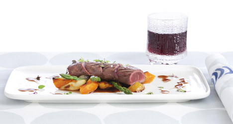 Marimekko designs Finnair tableware and livery Marimekko designs Finnair tableware and livery