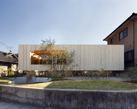 Pit House by UID Architects