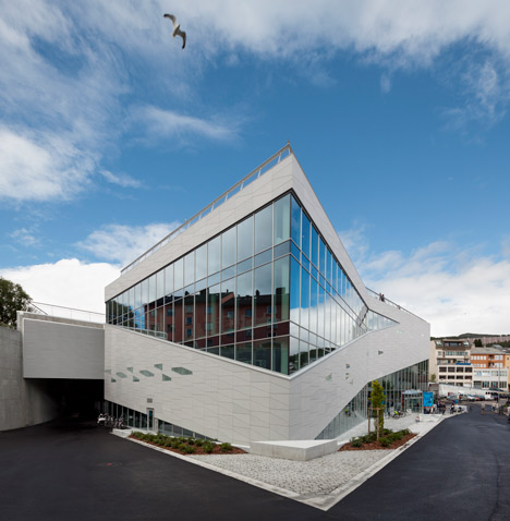Plassen Cultural Centre by 3XN Plassen Cultural Centre by 3XN