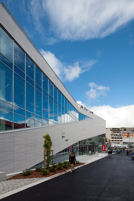 Plassen Cultural Centre by 3XN Plassen Cultural Centre by 3XN