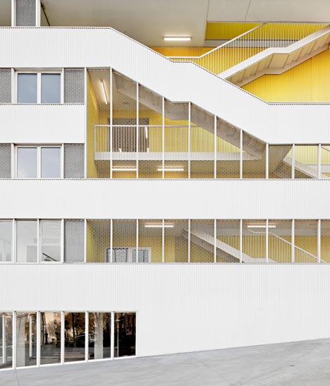 Torre Júlia by Pau Vidal, Sergi Pons and Ricard Galiana Torre Júlia by Pau Vidal, Sergi Pons and Ricard Galiana