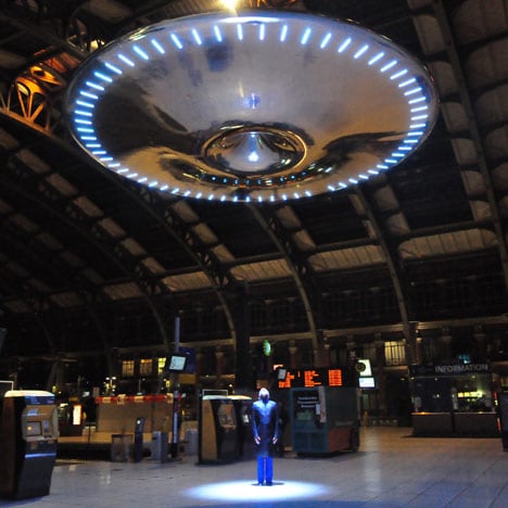 UFO by Ross Lovegrove UFO by Ross Lovegrove