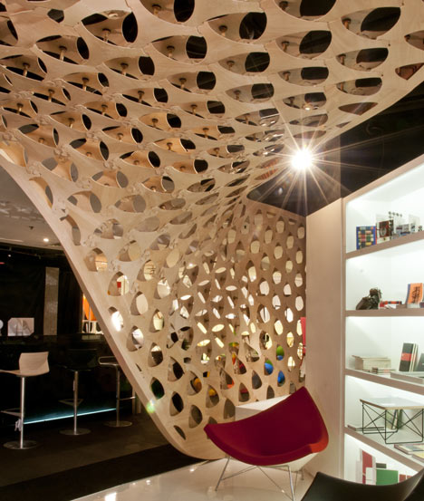 Xtira-Herman Miller shop in shop