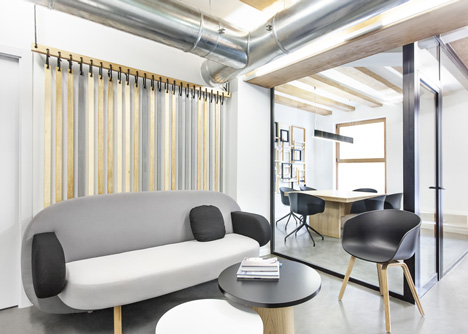 Zapata y Herrera lawyers' office by Masquespacio Zapata y Herrera lawyers' office by Masquespacio