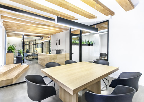 Zapata y Herrera lawyers' office by Masquespacio Zapata y Herrera lawyers' office by Masquespacio