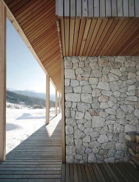 6×11 Alpine Hut by OFIS Arhitekti 6×11 Alpine Hut by OFIS Arhitekti