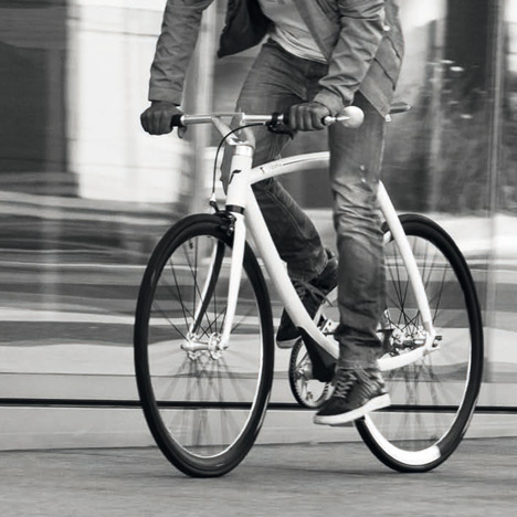 77|011 Metropolitan Bike by Dirk Bikkemberg for Rizoma 77|011 Metropolitan Bike by Dirk Bikkemberg for Rizoma