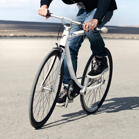 77|011 Metropolitan Bike by Dirk Bikkemberg for Rizoma 77|011 Metropolitan Bike by Dirk Bikkemberg for Rizoma
