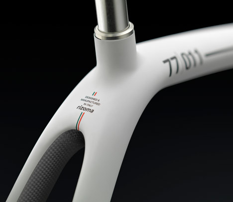 77|011 Metropolitan Bike by Dirk Bikkemberg for Rizoma 77|011 Metropolitan Bike by Dirk Bikkemberg for Rizoma