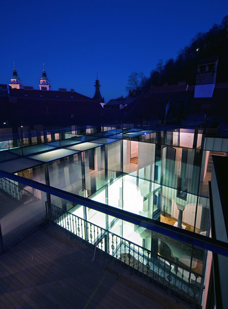 Baroque Court Apartments by OFIS Arhitekti
