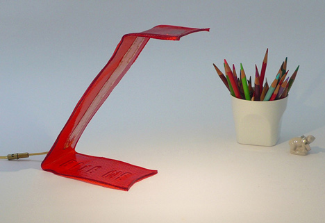 Bite Me edible desk lamp by Victor Vetterlein Bite Me edible desk lamp by Victor Vetterlein