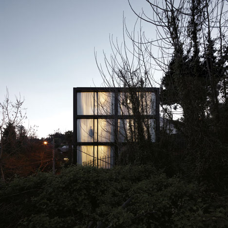 Casa Arco by Pezo von Ellrichshausen Casa Arco by Pezo von Ellrichshausen