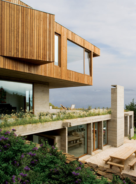 Casa El Pangue by Elton + Leniz Casa El Pangue by Elton + Leniz