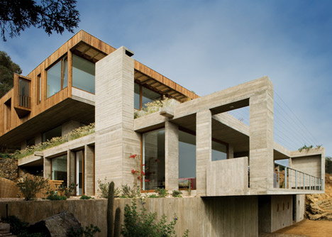 Casa El Pangue by Elton + Leniz Casa El Pangue by Elton + Leniz