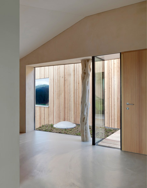 House Y2 by Destilat House Y2 by Destilat