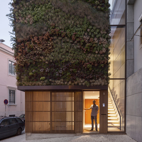 House in Lisbon by Luís and Tiago Rebelo de Andrade and Manuel Cachão Tojal