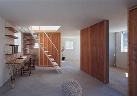 House in Yamasaki by Tato Architects