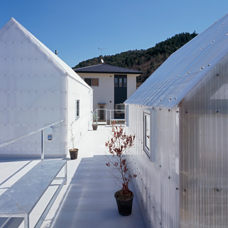 House in Yamasaki by Tato Architects