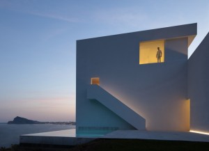 House on the Cliff by Fran Silvestre Arquitectos House on the Cliff by Fran Silvestre Arquitectos