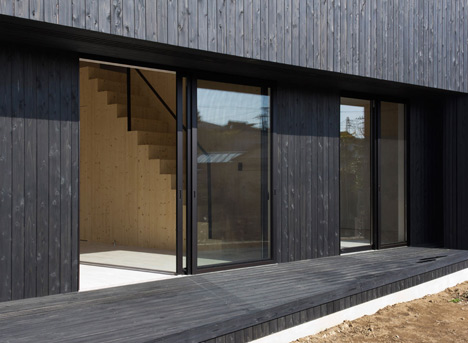 Onjuku Surf Shack by BAKOKO