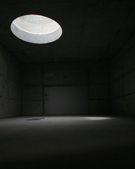 Ryusenji House by Tomoaki Uno Architects
